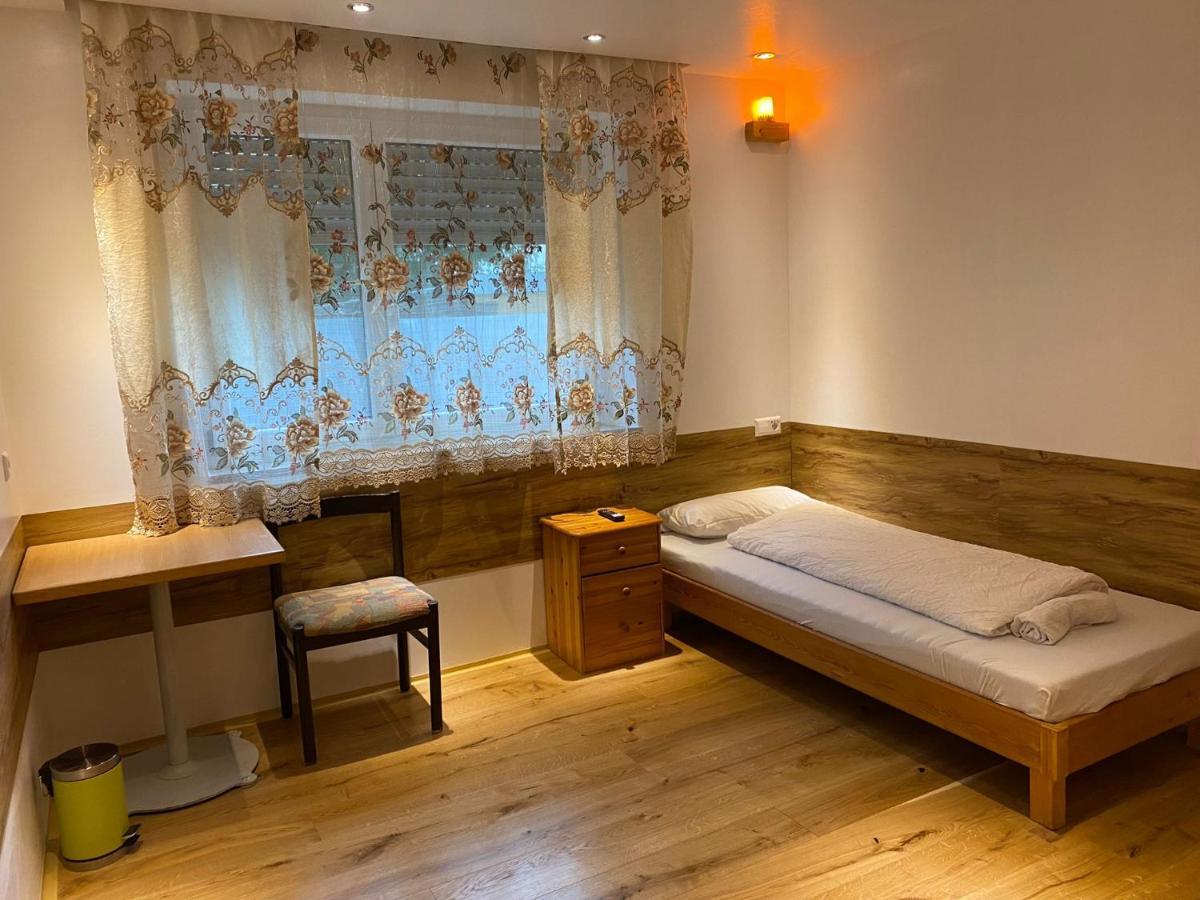 Tu Ferienzimmer In Ulm Stadtmitte Exterior photo